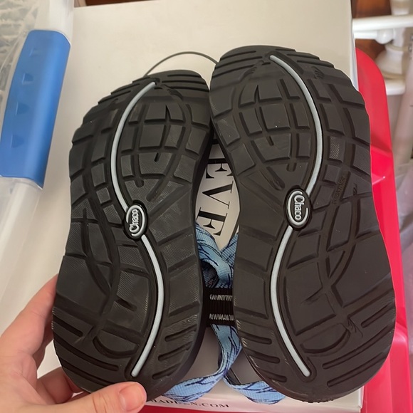 Chacos - Picture 3 of 3